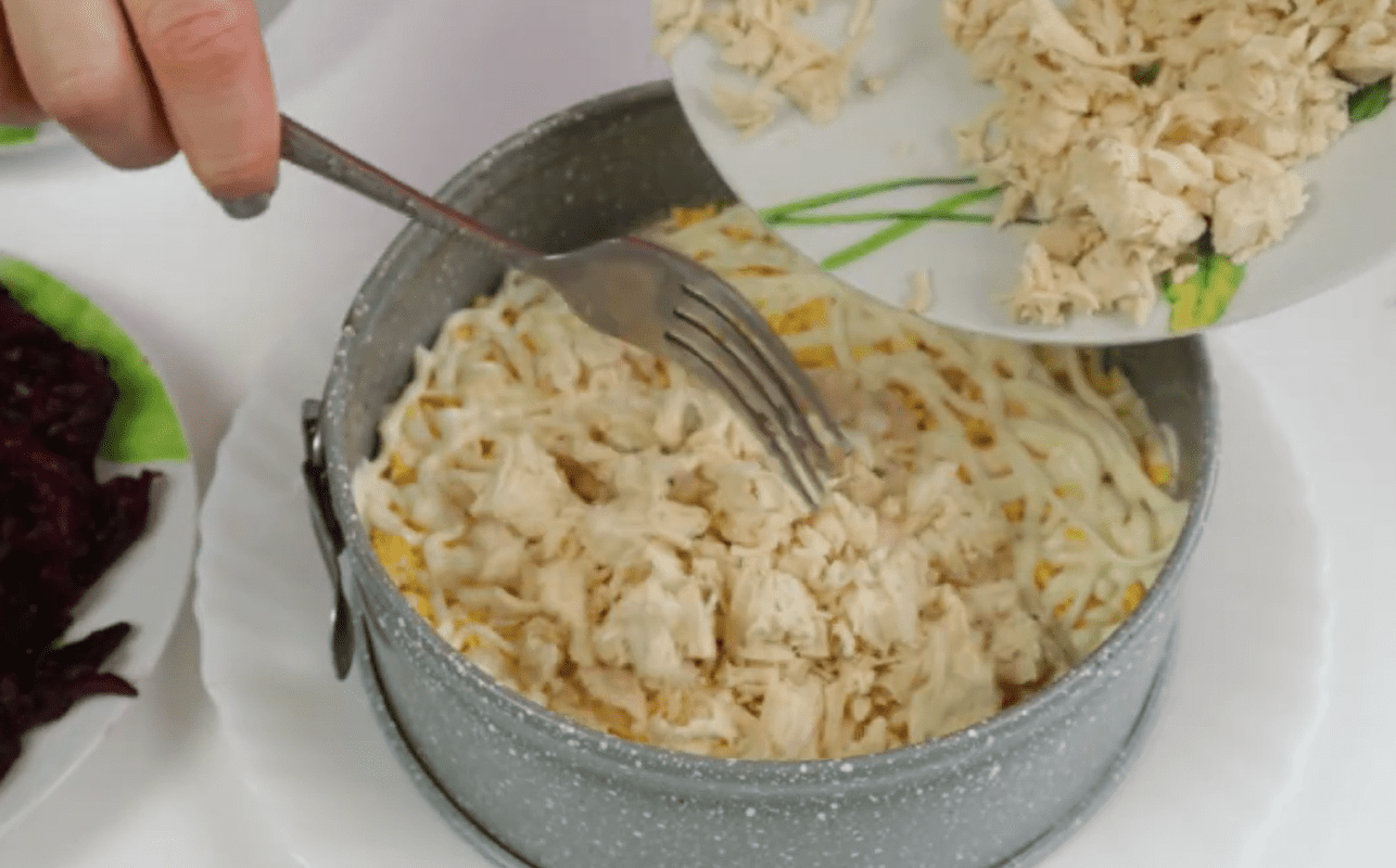 Рецепт нового святкового салату з буряка на Великдень