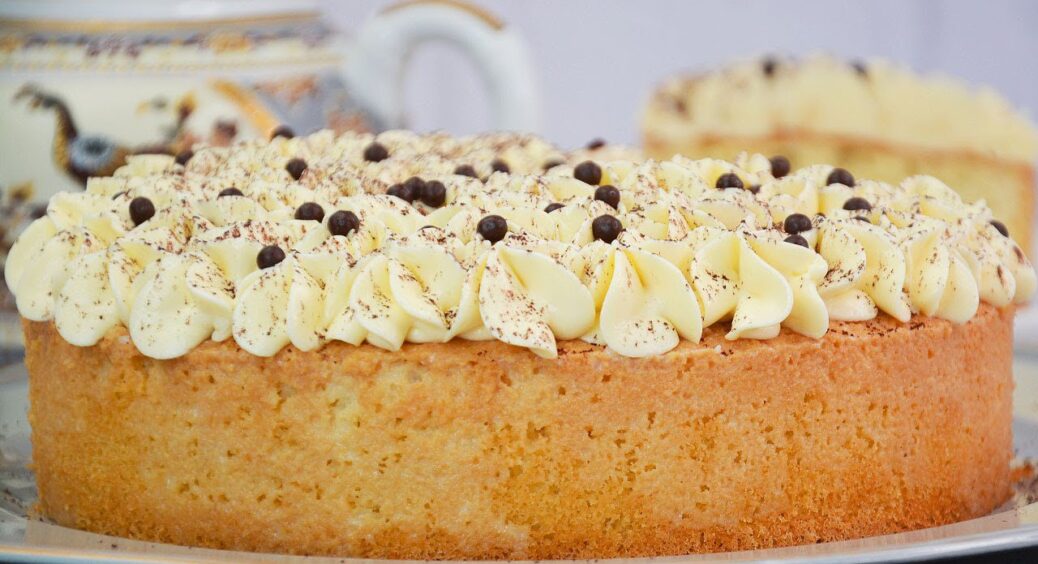 Згадала рецепт із 90-х – і тепер печу, коли є вільний час. Торт “Три молока” – смакота неймовірна 