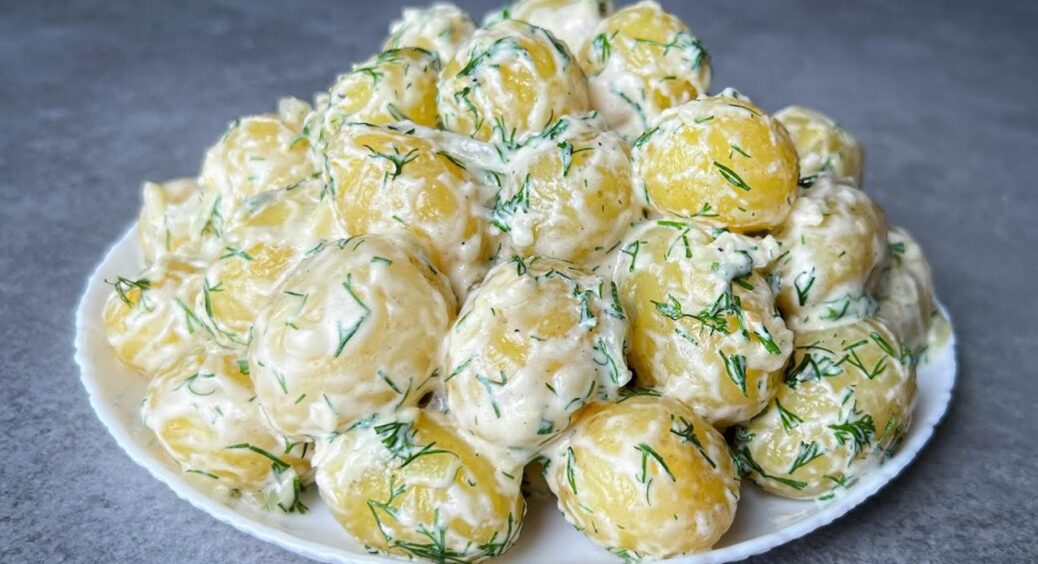 Замість вершкового масла додаю в картоплю 100 грамів ось чого: смачно навіть на другий день 