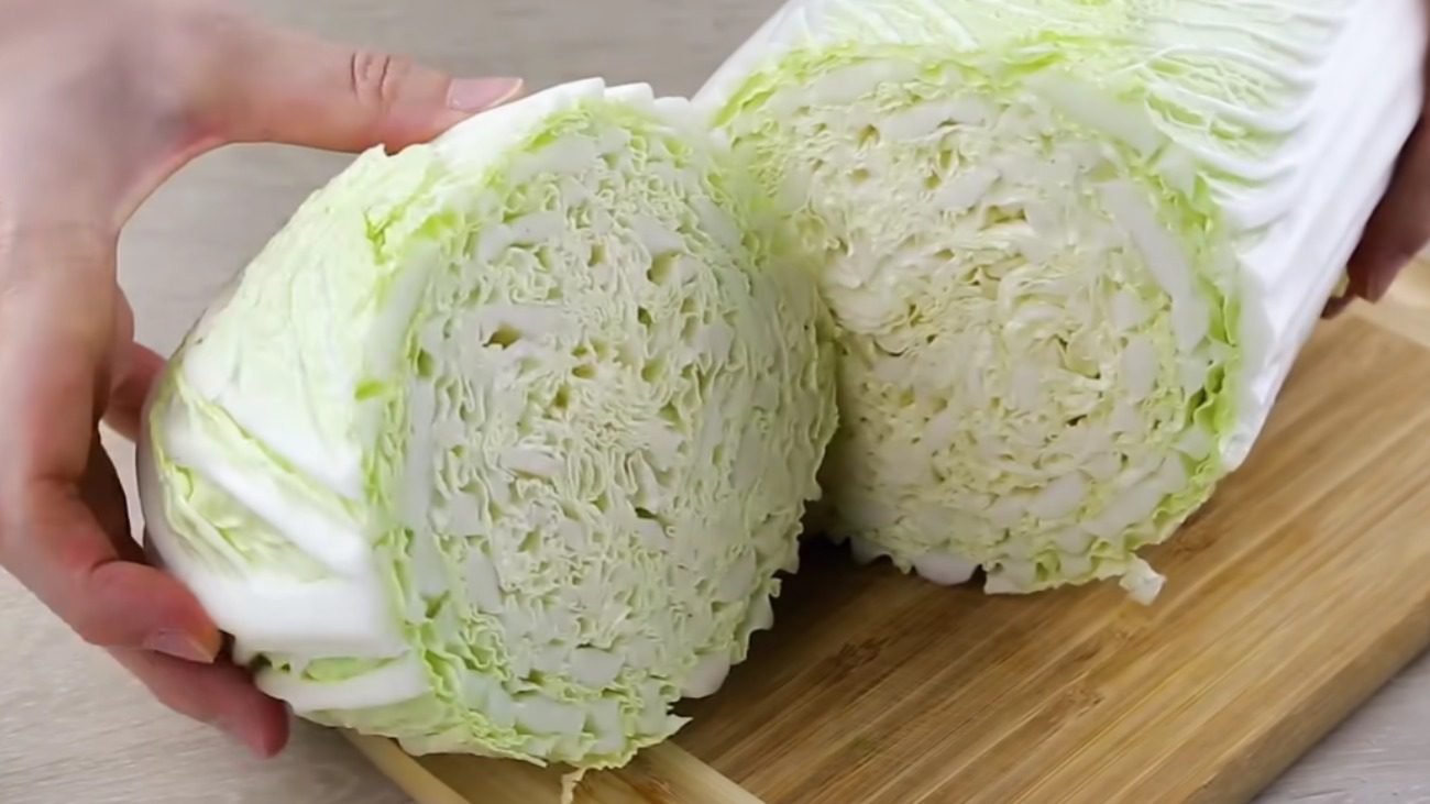 Кулінари дали рецепт нового модного салату з пекінської капусти