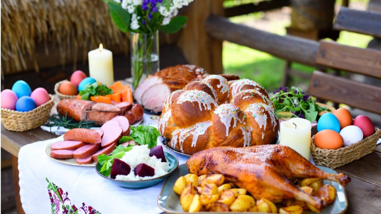 Кухарі розповіли, що зазвичай готують на святковий стіл на Великдень Фото: Сенсація