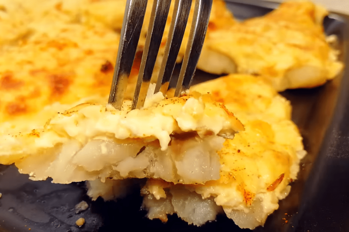 Кулінари розсекретили, як приготувати ніжний минтай по-царськи на вечерю