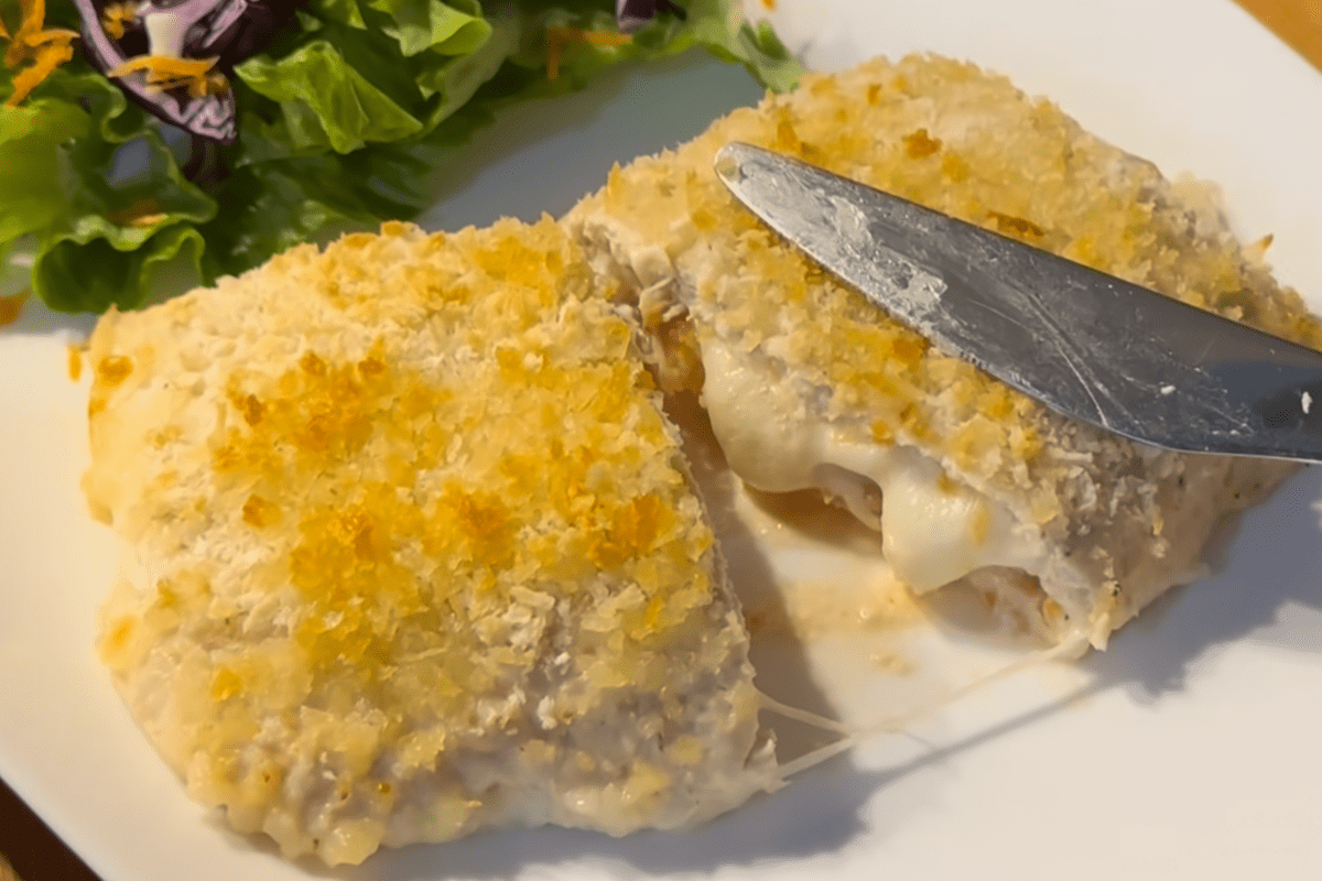 Кулінари розсекретили, як приготувати соковиті курячі конвертики. Фото з Instagram @gunaydnjournal