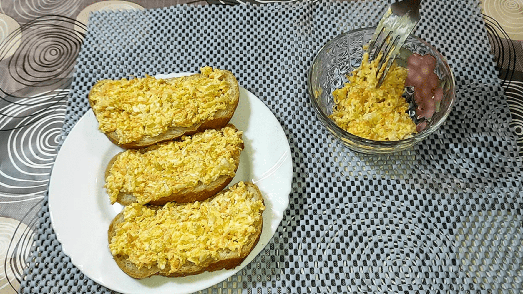 Кулінари поділились рецептом надзвичайно корисної пасти з моркви. Фото з YouTube-каналу @iscooking