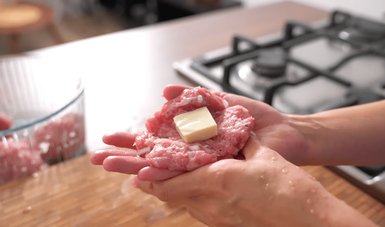 Рецепт дуже смачної та оригінальної страви з картоплі та фаршу