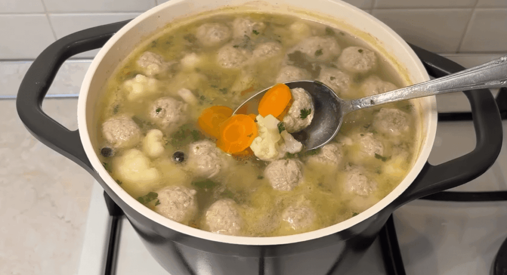 Швидкий суп на кожен день за 30 хвилин. Замість курки та локшини додаю ЦЕ – ідеальне поєднання! 