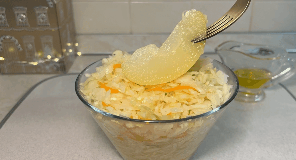 Квашу смачну капусту навесні 2026! Ідеальний спосіб та маленький секрет, який вирішує все 