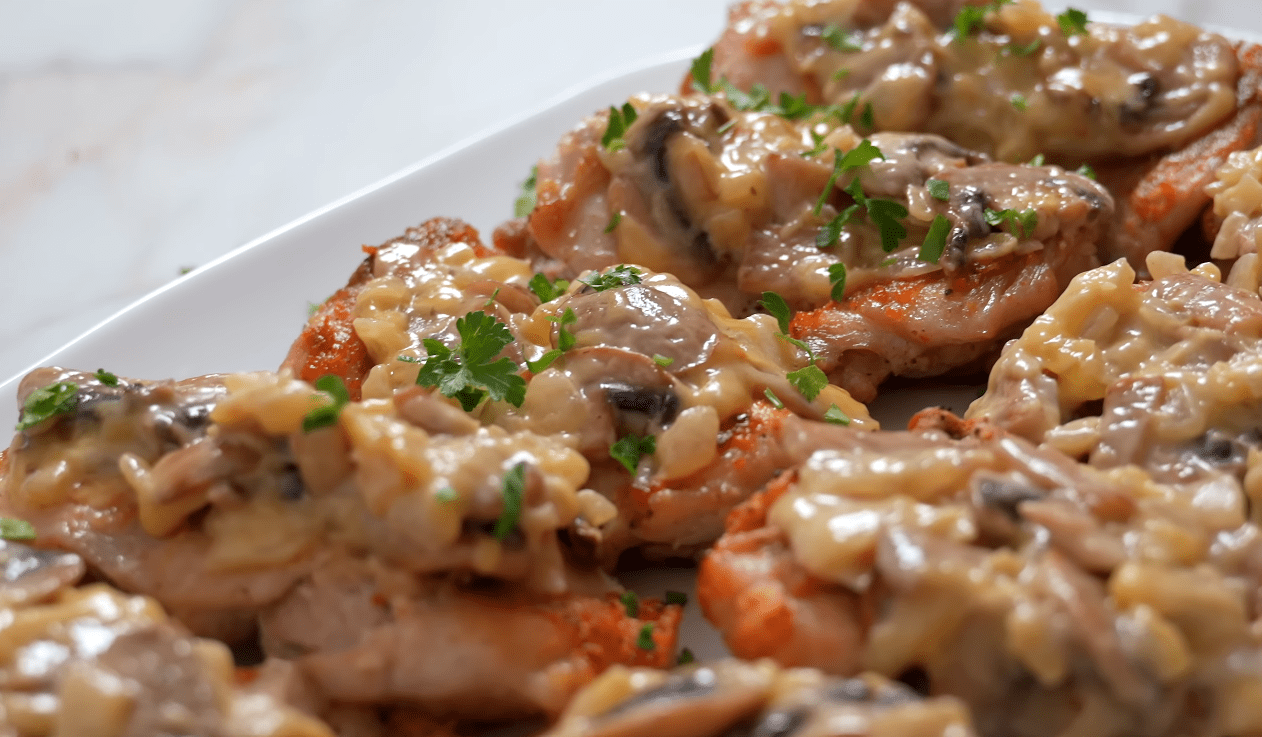 Кулінари розповіли, як приготувати м'ясо по-французьки без духовки