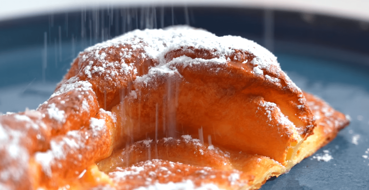 Рецепт найпростішого та найсмачнішого млинця на десерт