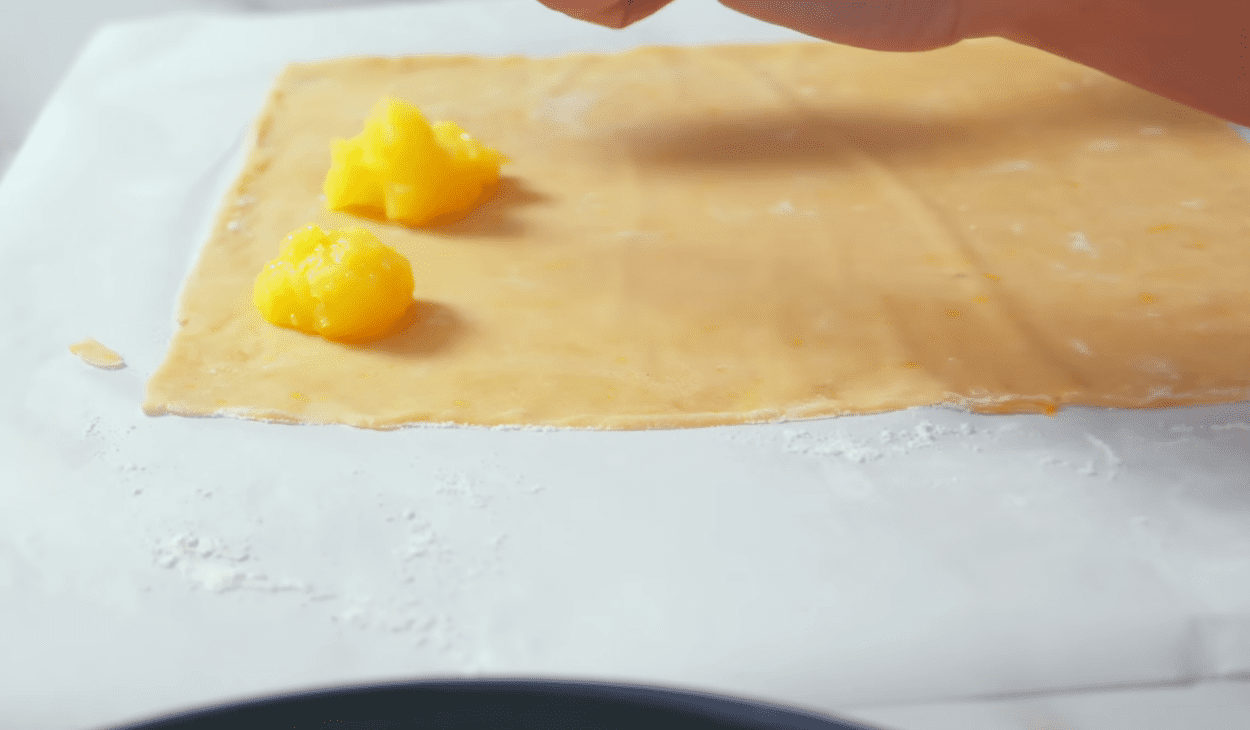 Рецепт крихкого, невагомого лимонного печива за 20 хвилин – без вершкового масла Фото: YouTube Alina FooDee