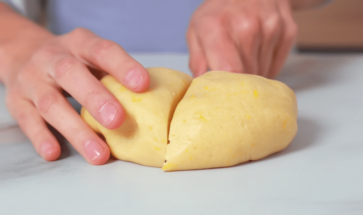 Рецепт крихкого, невагомого лимонного печива за 20 хвилин – без вершкового масла Фото: YouTube Alina FooDee