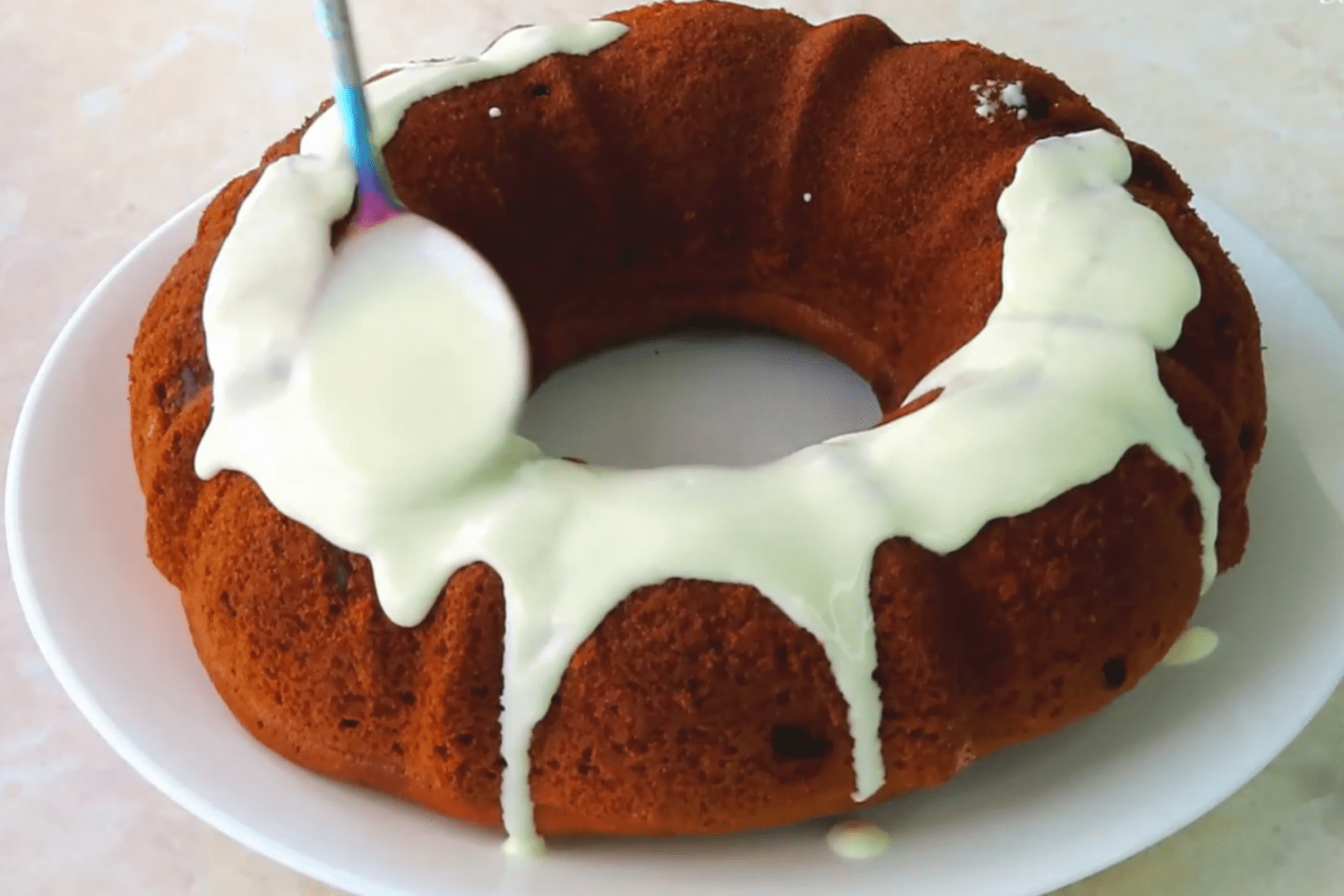 Кулінари розсекретили рецепт кексу, як альтернативу традиційній пасці. Фото з Youtube-каналу @TianaUA Кулінари розсекретили рецепт кексу, як альтернативу традиційній пасці. Фото з Youtube-каналу @TianaUA