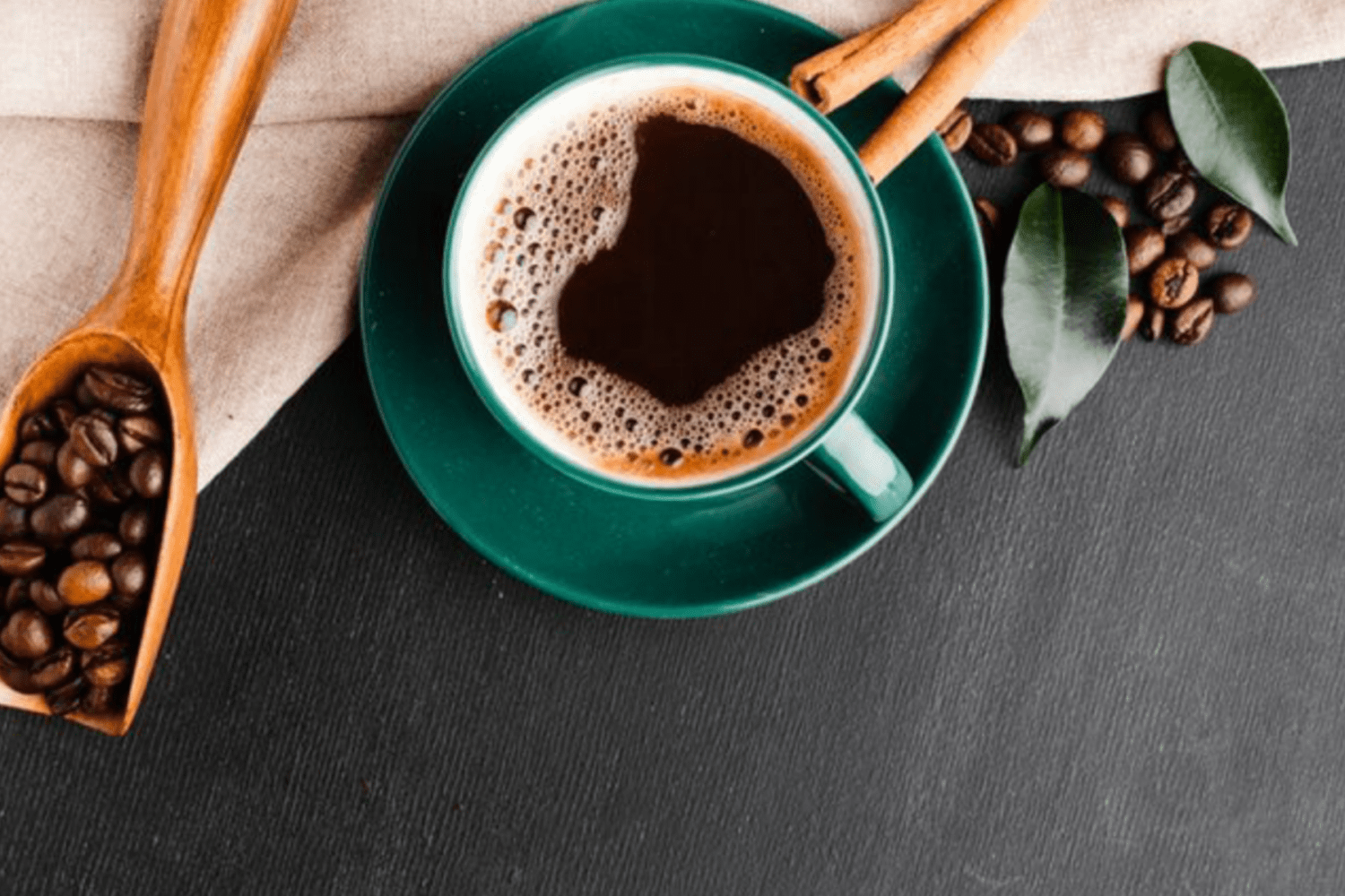 Експерти розповіли, як змінюється стан здоровʼя після відмови від кави. Фото: Freepik