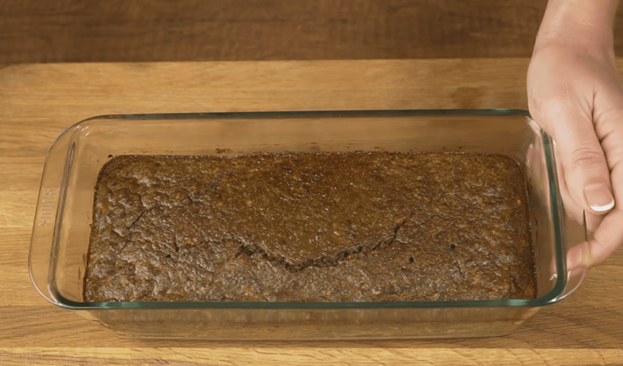 Рецепт запеченого печінкового паштету з овочами та вершковим маслом Фото: YouTube Готуємо з Оксаною Пашко