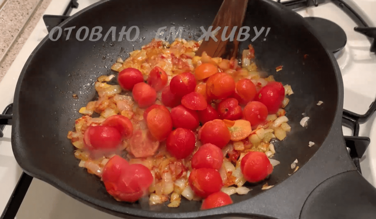 Кухарі розповіли, як приготувати справжній грузинський суп харчо Фото: YouTube Готую, їм, живу!