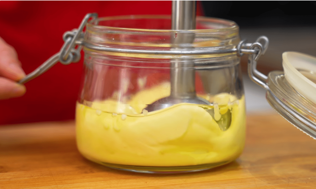 Рецепт нового салату шарами всього з 4 простих інгредієнтів Фото: Ютуб-канал Alina FooDee